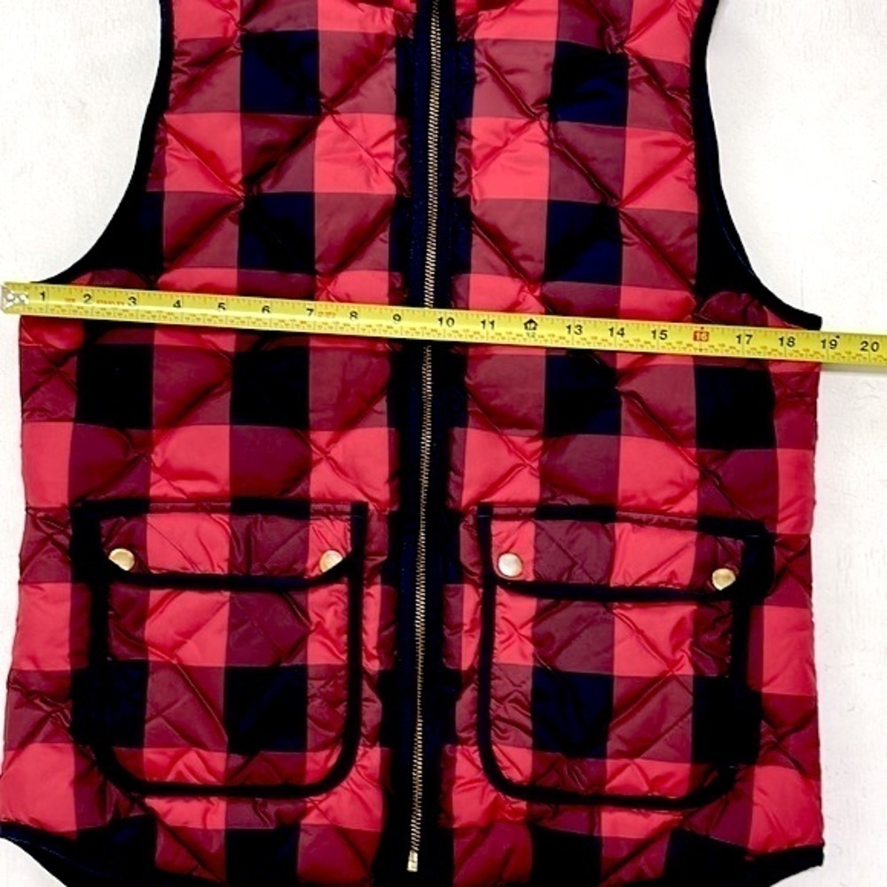 J Crew Woman Excursion Quilted Buffalo Black Red Checker Vest Size S - Picture 5 of 9
